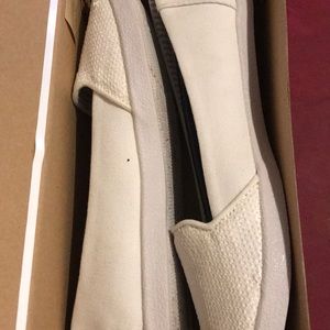 7 1/2 white sequin shoes .